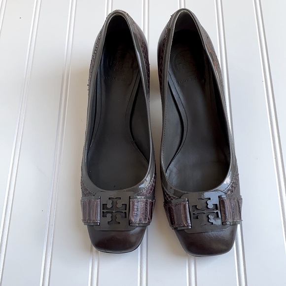 Tory Burch Shoes - Tory Burch classic gray pumps size 7
